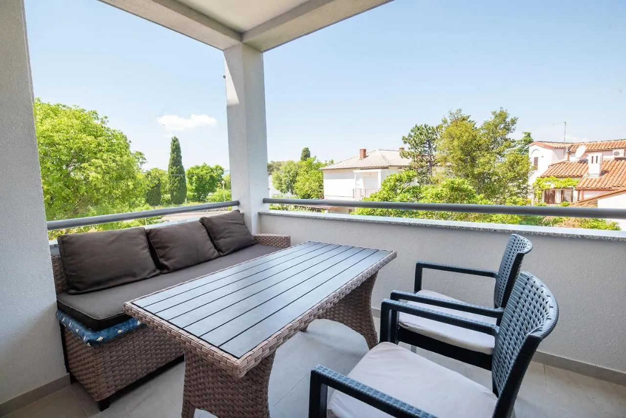 Apartments Barka Selce