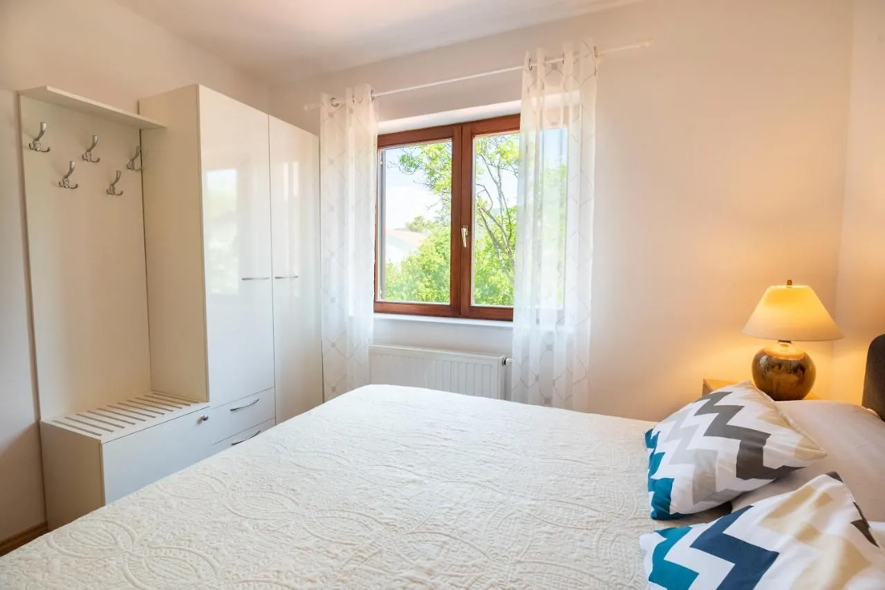 Apartments Barka Selce